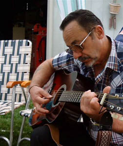 guitartonyleo.jpg