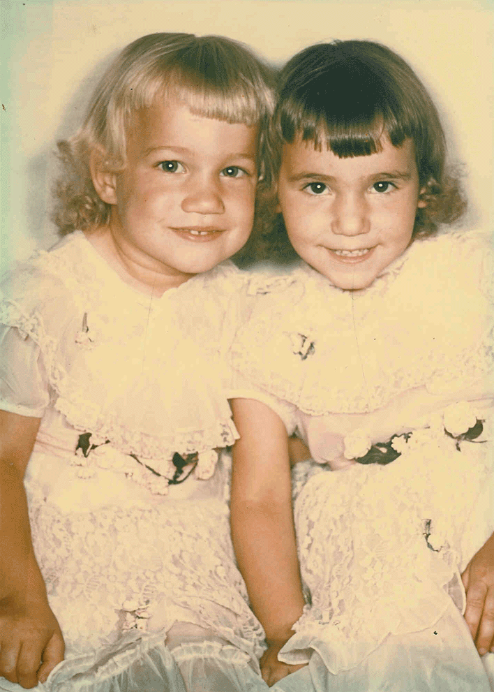 janetjudycutetwins.gif